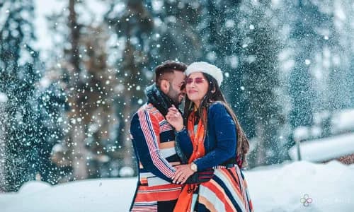Romantic Kashmir honeymoon experience